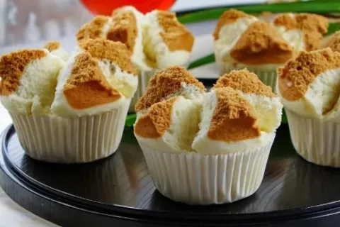 Resep & Cara Membuat Kue Bolu Kukus Lezat