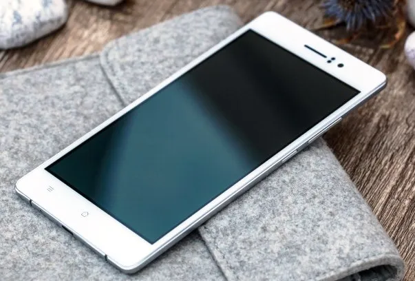 Harga Pre-order OPPO R5 Terbaru di www.ofanstore.co.id