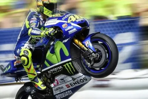 Hasil kualifikasi motogp brno ceko 2015 pole position trans7
