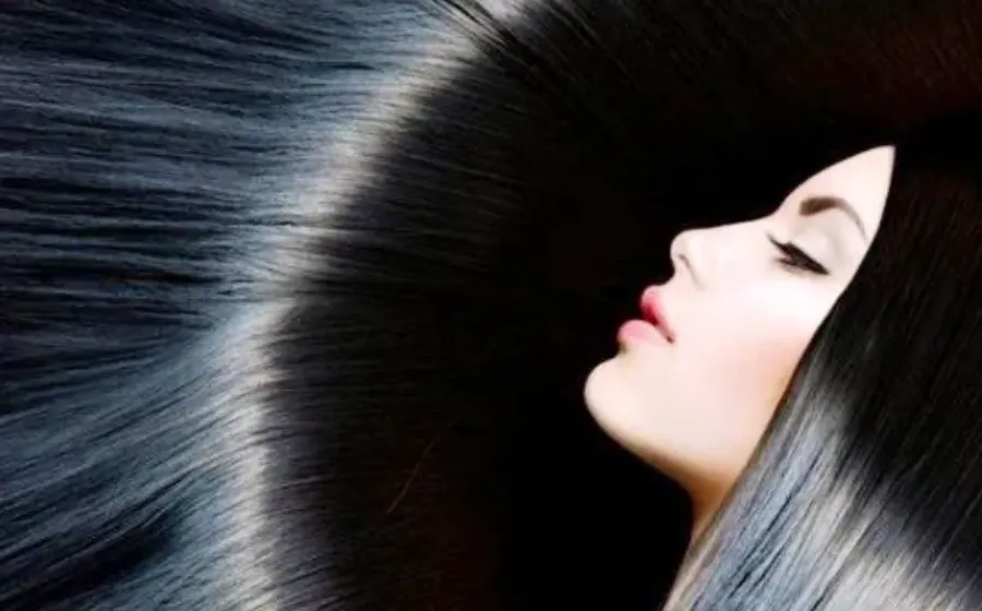 Cara Meluruskan Rambut Keriting dengan Mudah Tanpa Merusak Rambut