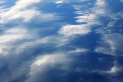 Penjelasan Lengkap Tentang Awan Cirrus