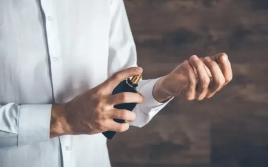 Tips Memilih Parfum Pria Sesuai dengan Karakter dan Kepribadian