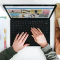 Mengenal UX Writer, Peran dan Tanggung Jawabnya di Era Industri Digital