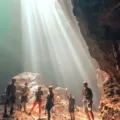 Rekomendasi Wisata Goa Populer di Indonesia yang Perlu Diketahui