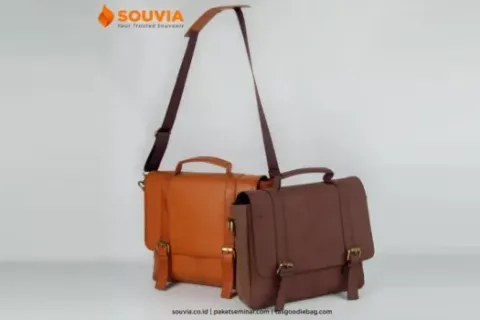 Tas Selempang Kulit Sintetis Pria Berkualitas dari SOUVIA