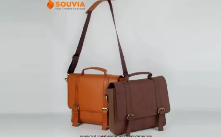 Tas Selempang Kulit Sintetis Pria Berkualitas dari SOUVIA