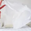 Kiat Pemilihan Warna dan Motif Bedcover agar Kamar Tetap Lega dan Gak Sumpek