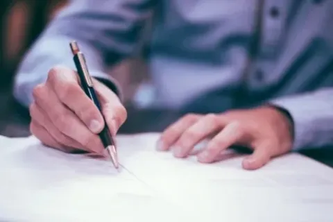 Perbedaan Firma dan CV Bentuk Usaha Mana yang Harus Dipilih
