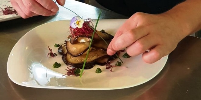 Restaurante La Pasta, Menikmati Cita Rasa Italia di Jantung Puerto Banús Marbella