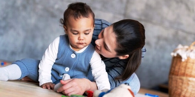 Tips Memilih Babysitter agar Buah Hati Merasa Nyaman