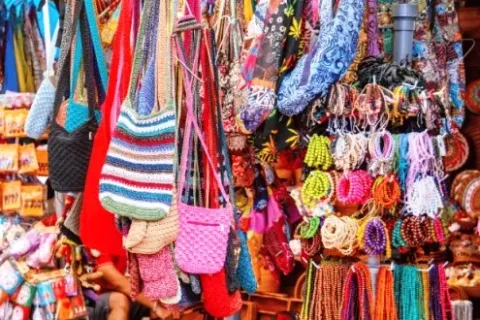 10 Pusat Oleh oleh dan Cenderamata di Bali yang Bisa Kamu Kunjungi Saat Liburan