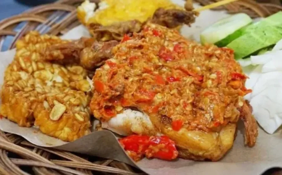Makanan Indonesia dengan Bahan Dasar Ayam, Kekayaan Kuliner Nusantara yang Menggugah Selera
