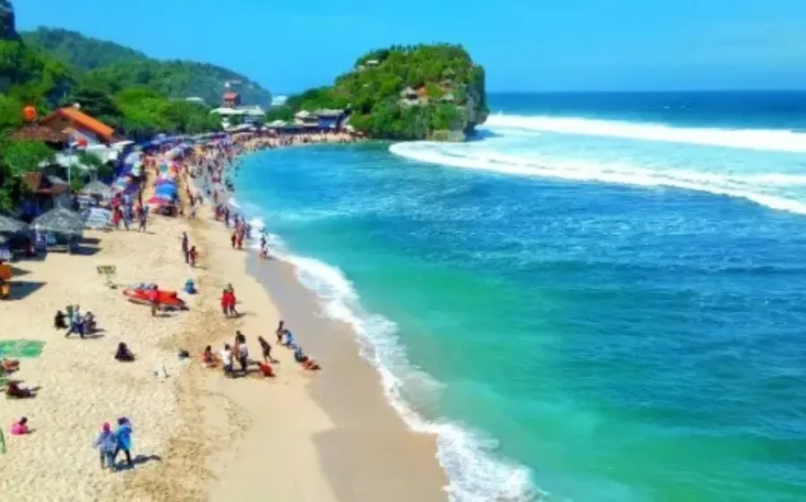 Wisata Pantai di Gunung Kidul yang Patut Kamu Sambangi