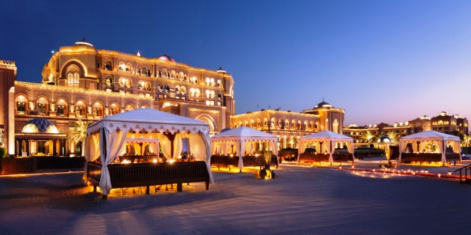 Keunggulan Hotel Emirates Palace, Kemewahan, Pelayanan Kelas Dunia, dan Pengalaman Tak Terlupakan di Abu Dhabi