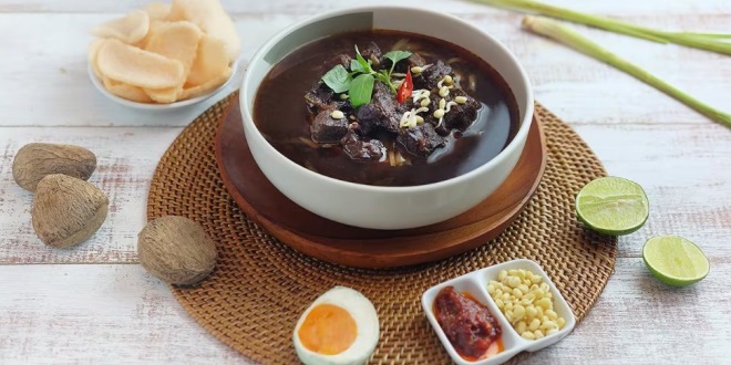 Kuliner Khas Jawa Timur yang Populer dan Patut Kamu Coba, dari Rawon hingga Rujak Cingur