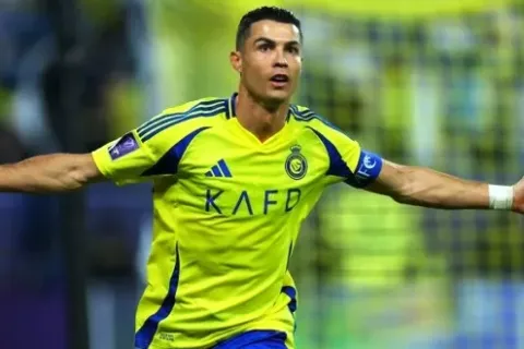 Nama Legenda Sepak Bola yang Mengukir Sejarah di Lapangan Hijau