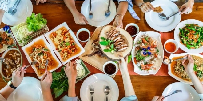 Rekomendasi Restoran di Bali untuk Makan Bersama Keluarga dengan Menu Halal dan Lezat