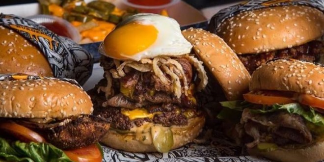 Lawless Burgerbar Menteng Tempat Nongkrong Buat Kamu yang Lapar Berat dan Butuh Asupan Musik Rock