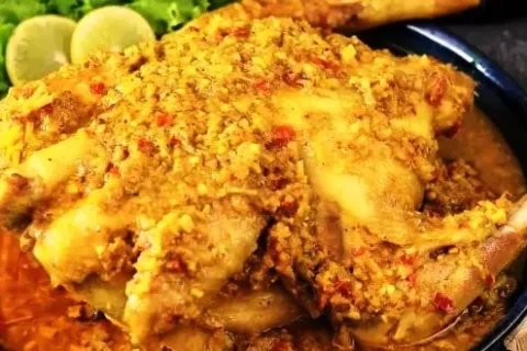 Mengenal Ayam Betutu, Kuliner Khas Bali yang Pedas, Nikmat dan Bisa Bikin Kamu Ketagihan