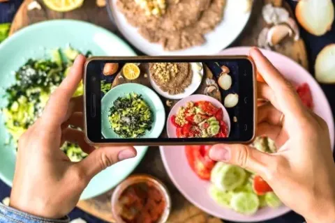 Pentingnya Branding dan Marketing untuk Restoran agar Makin Dikenal, Laris Manis, dan Jadi Favorit Banyak Orang