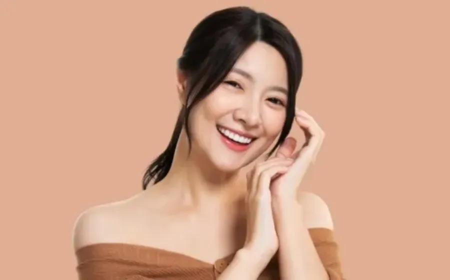 Tips Perawatan Kulit Ala Selebriti yang Bikin Wajah Glowing dan Sehat Seperti Artis Korea