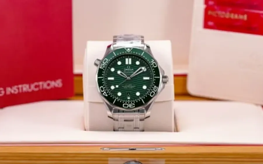 PREOWNEDWATCH ID Tempat Terpercaya untuk Jual Jam Beli Tangan Mewah dengan Aman dan Mudah
