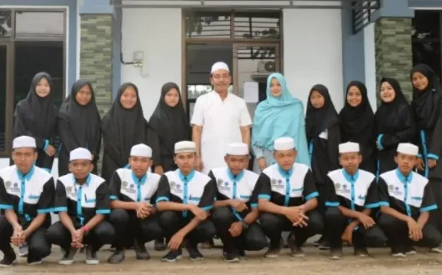 Pondok Pesantren Zainul Hasan Komitmen Membangun Generasi Cerdas dan Berakhlak